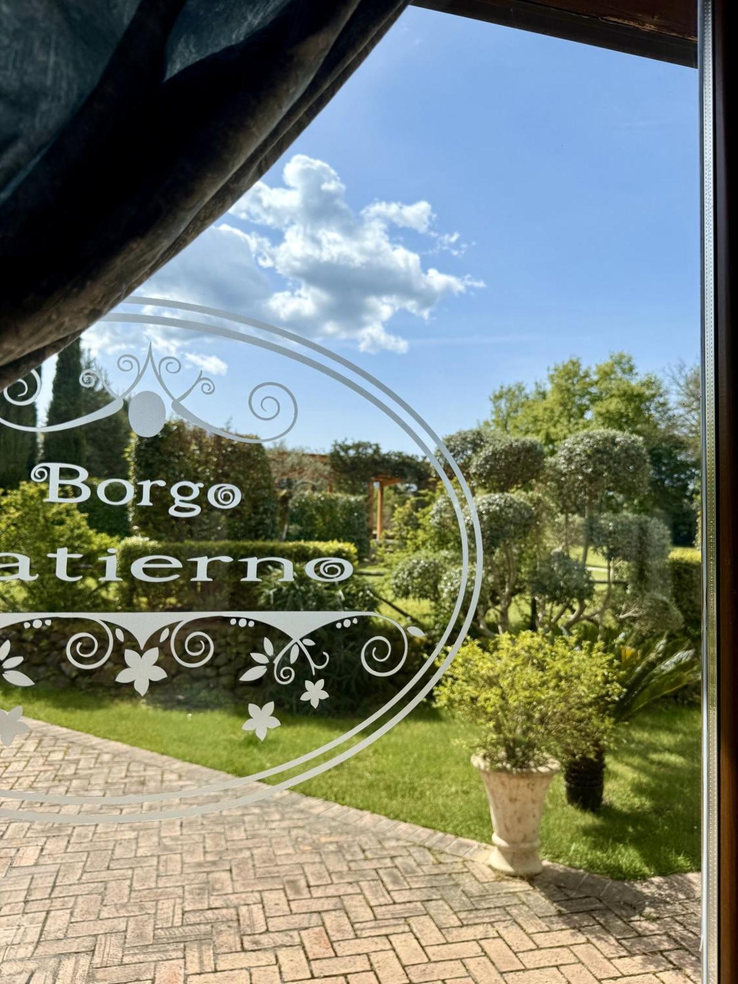 Borgo Patierno Pensionat Conca della Campania Eksteriør billede